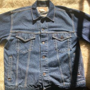 Levi’s Men’s Trucker Jean Jacket Medium